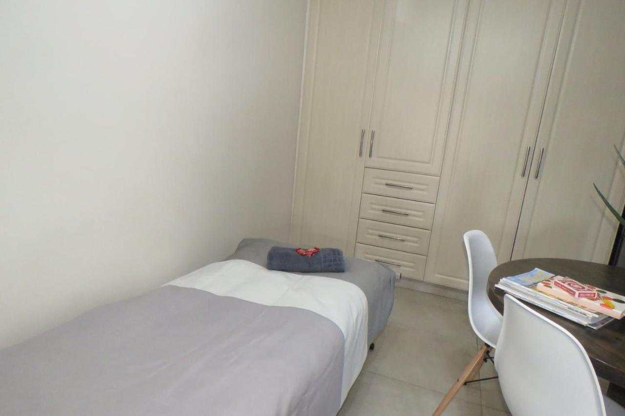 The Bunker Villa Champagne Valley Luaran gambar