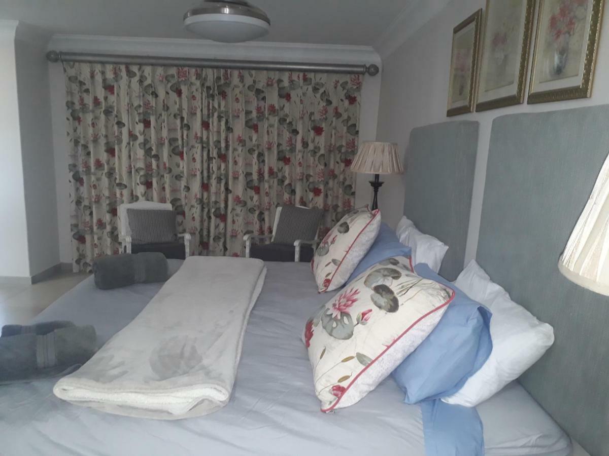 The Bunker Villa Champagne Valley Luaran gambar